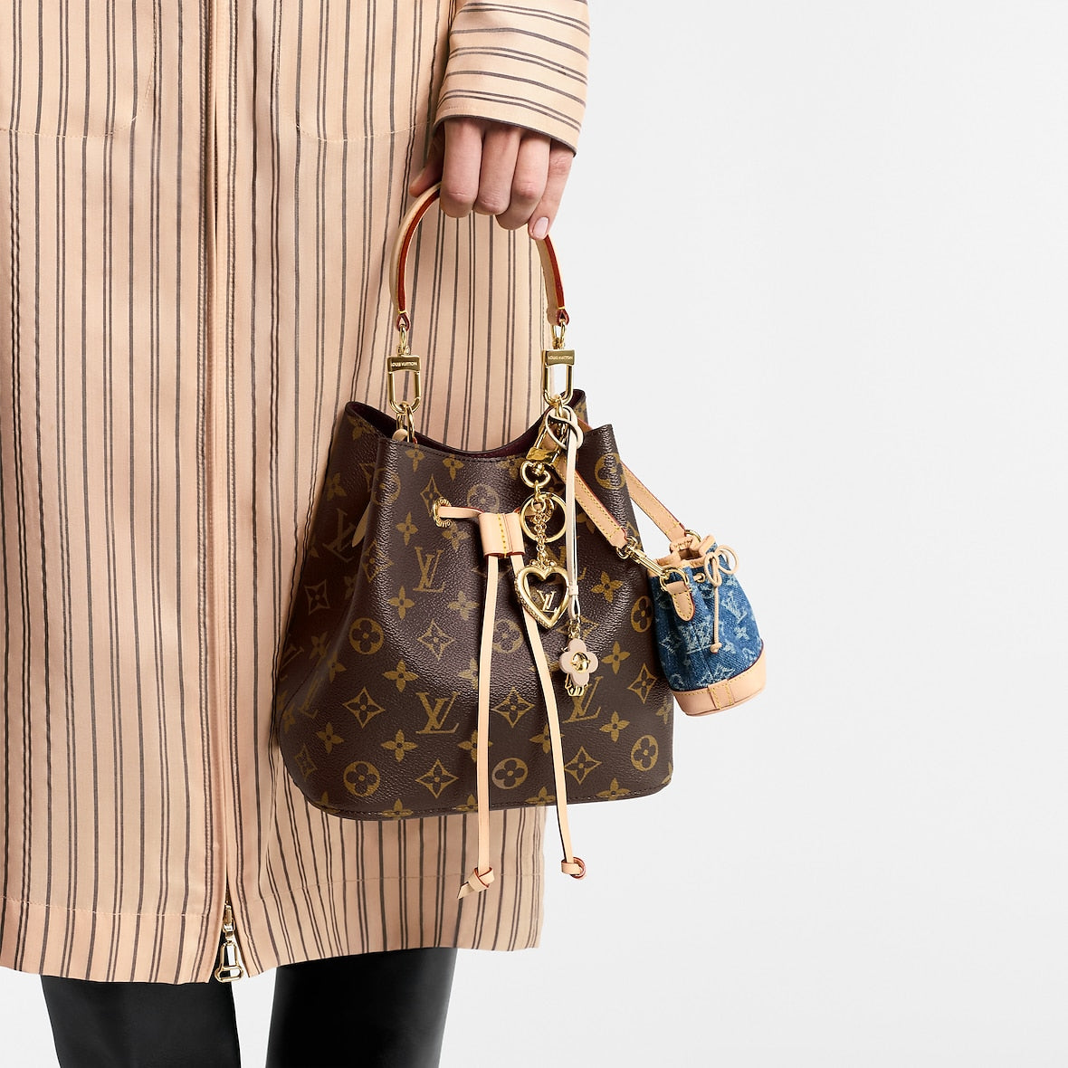 Sac Louis Vuitton Néonoé BB (F) — vue 2