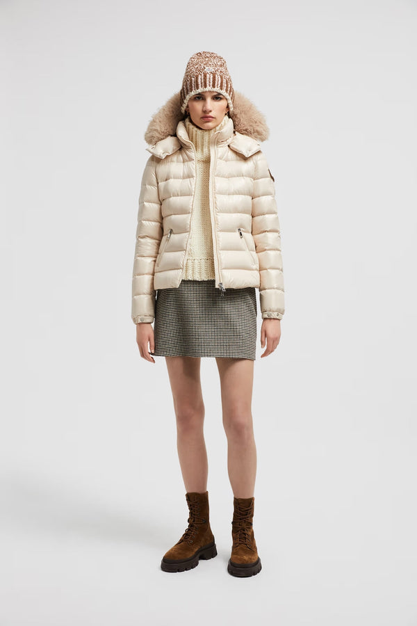 Doudoune Moncler Courte à Capuche Badyf Beige Clair