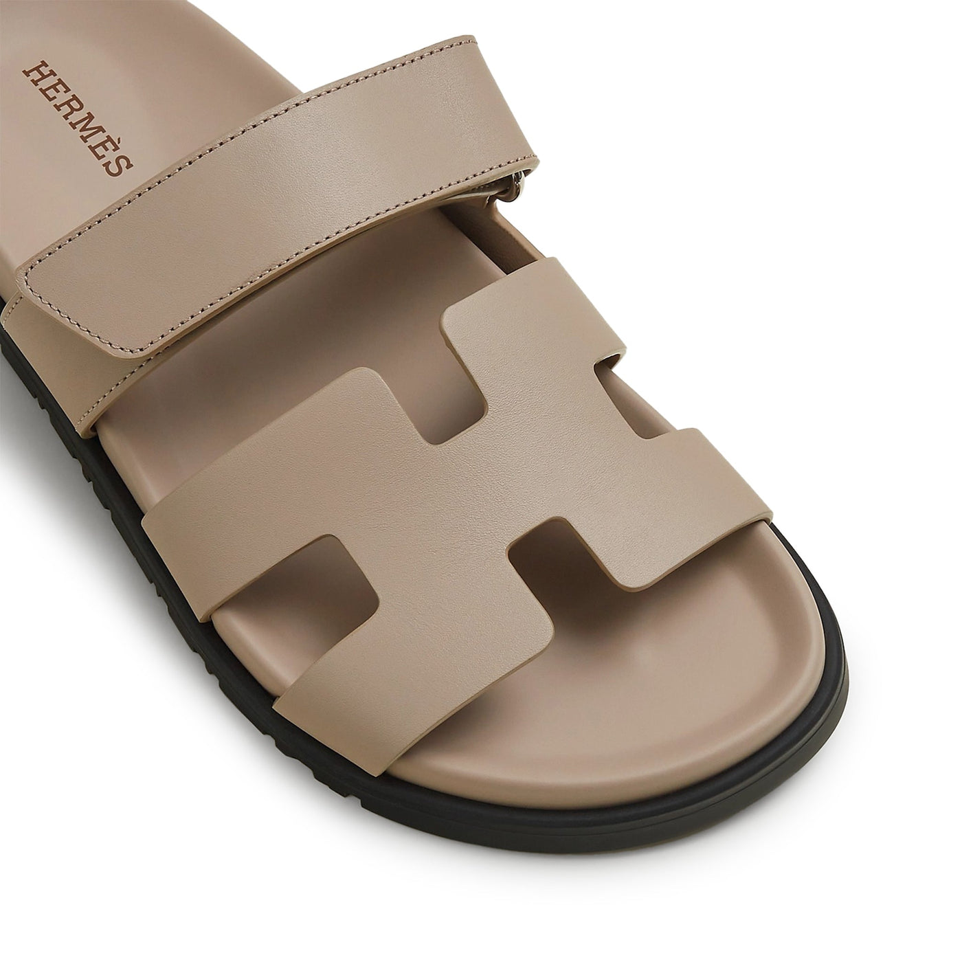 Sandales Hermès Chypre Beige Mastic — vue 4