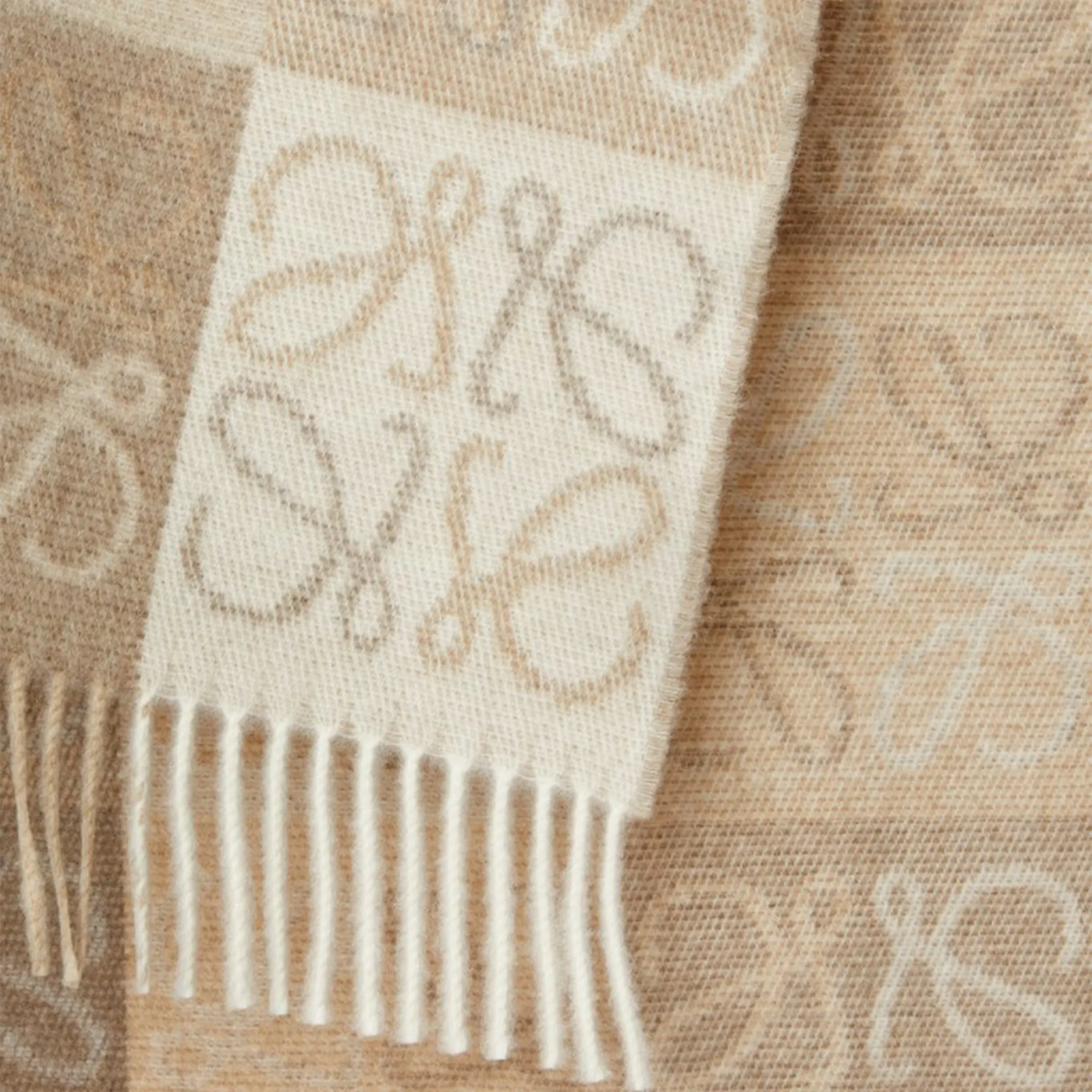 Écharpe Loewe Wool and Cashmere Blanc Beige — vue 4