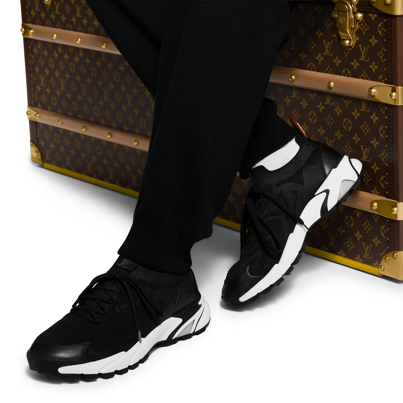 Baskets Louis Vuitton Runner Tatic Noir — vue 6