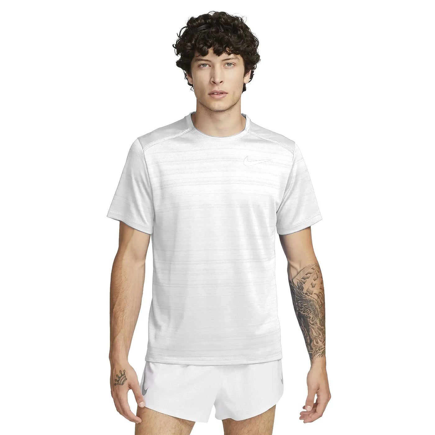 Baskets Nike Dri-FIT 1.0 Blanc Miler Running T Shirt — vue 3