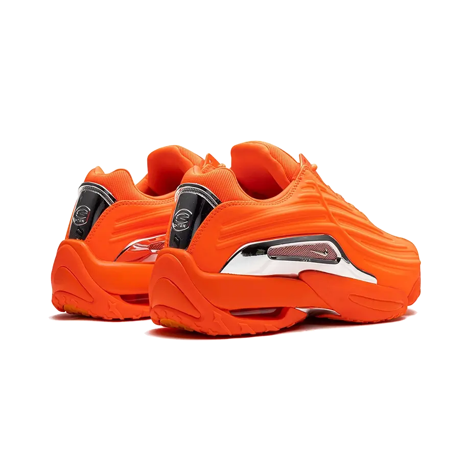 Baskets Nike NOCTA Hot Step 2 Total Orange — vue 3