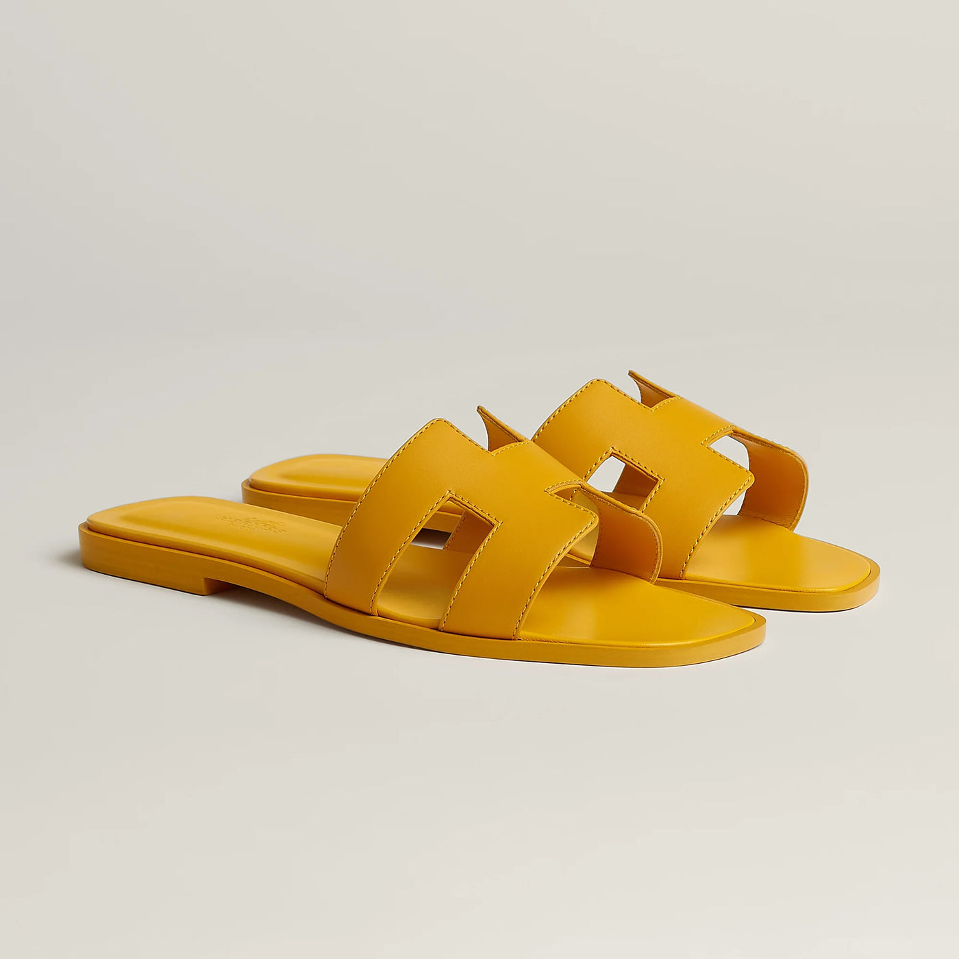 Sandales Hermès Oran Jaune Topaze — vue 2