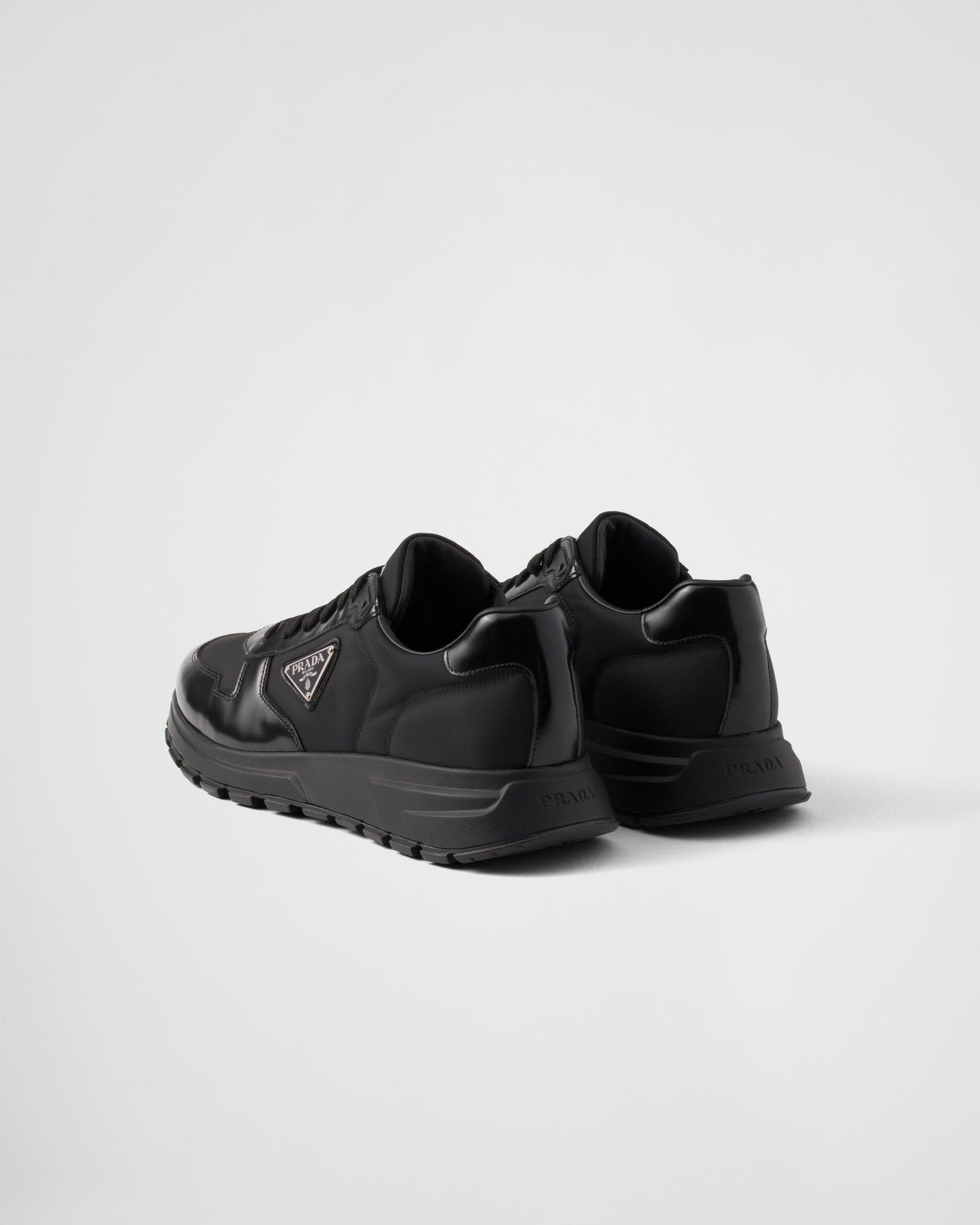 Baskets Prada Cuir Brossé Noir — vue 4
