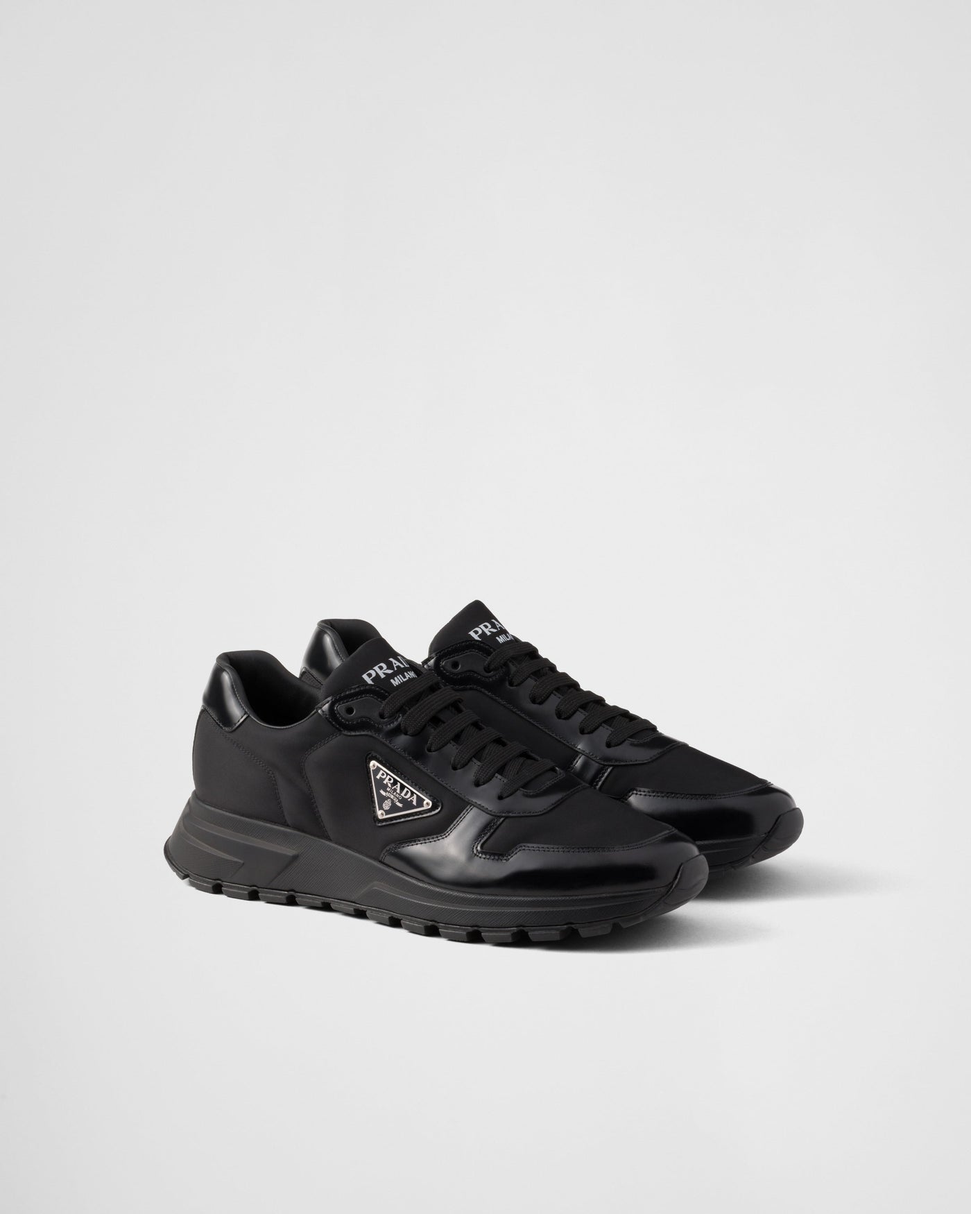 Baskets Prada Cuir Brossé Noir — vue 2