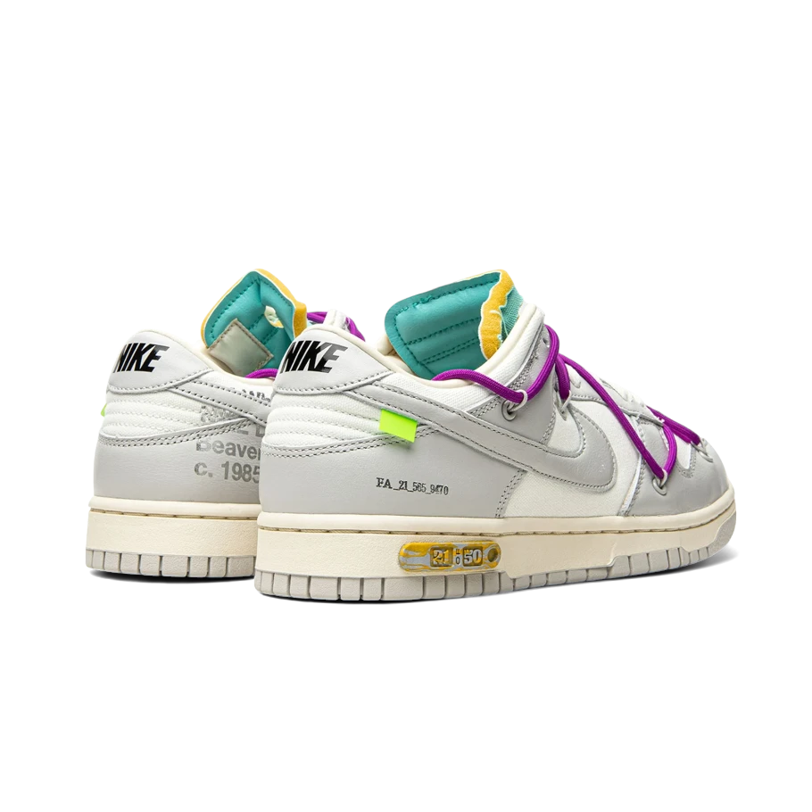 Baskets Off-White Nike Dunk Low "The 50" Lot 21 — vue 3