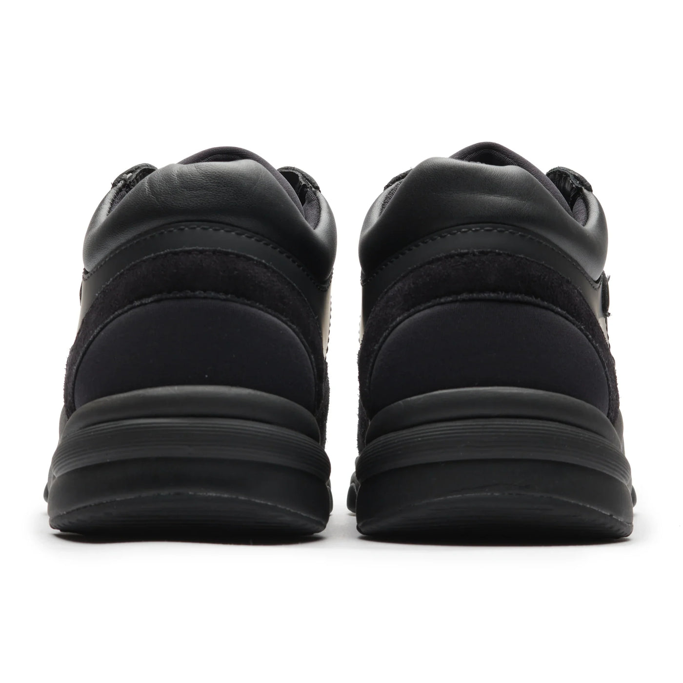 Baskets Chanel CC Logo Suede Triple Noir — vue 4