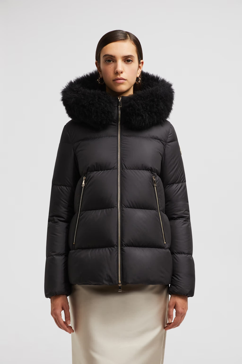 Doudoune Moncler Courte A Capuche Laichefur Noir