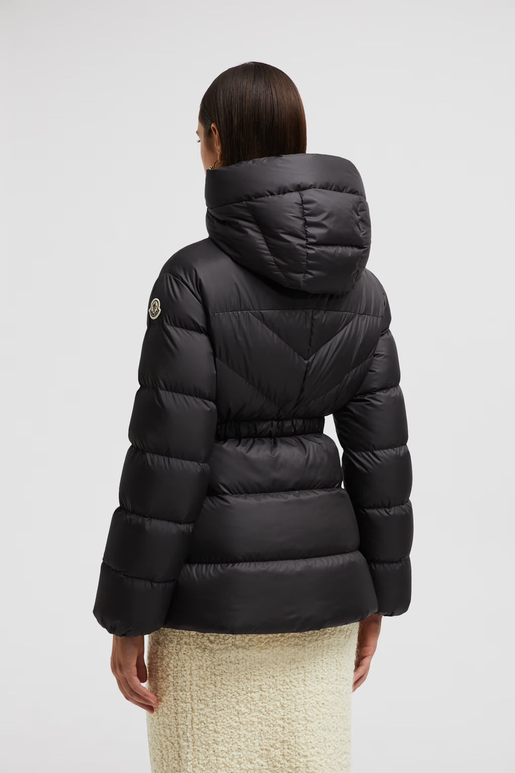 Doudoune Moncler Courte Brosse à Capuche et Matelassage Diagonal Noir — vue 3