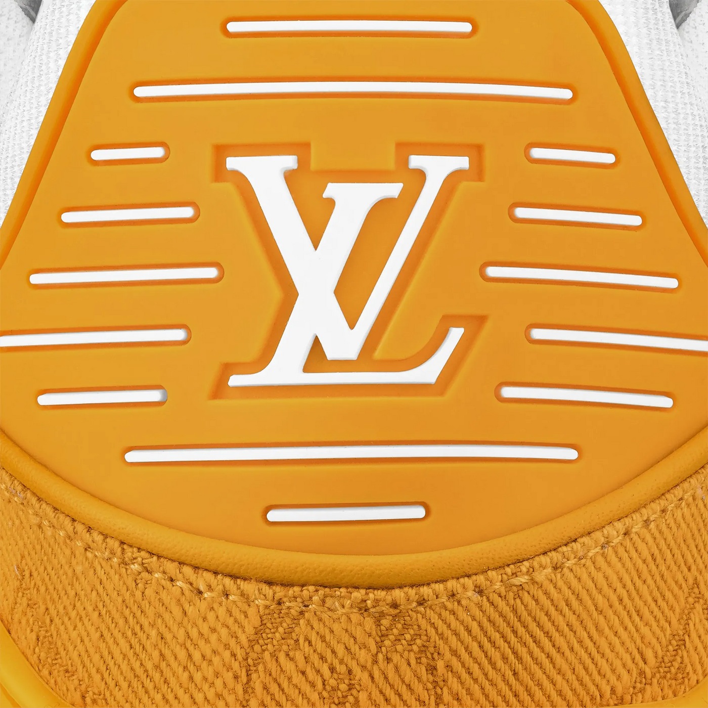 Baskets Louis Vuitton Monogram Jaune Denim — vue 7