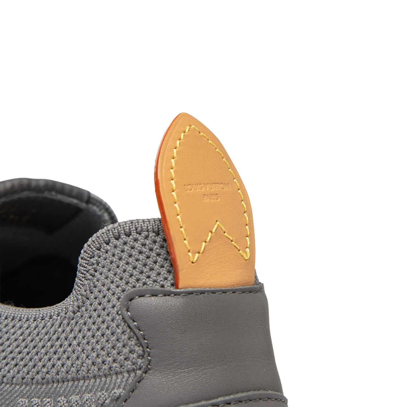 Baskets Louis Vuitton Runner Tatic Gris — vue 10