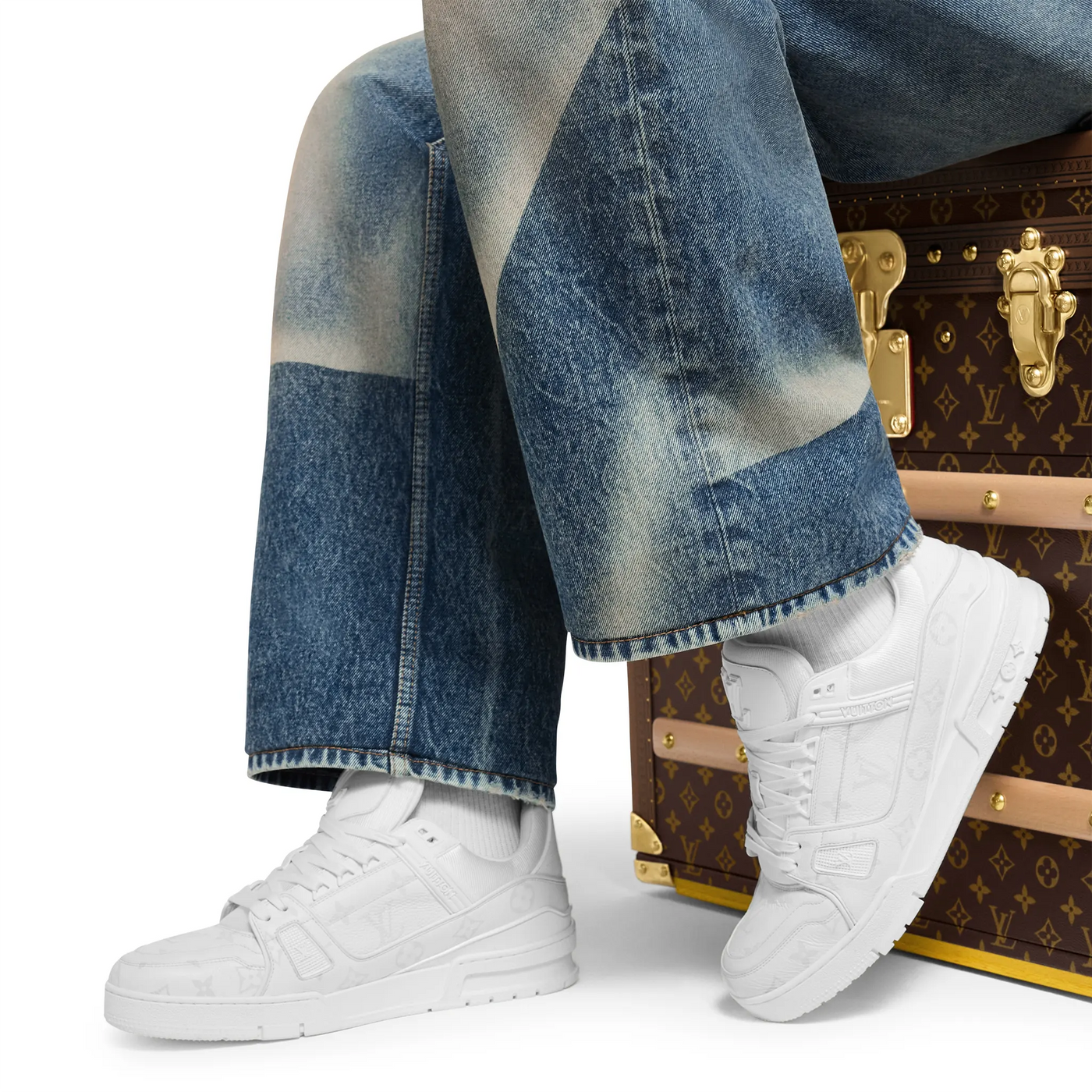 Baskets Louis Vuitton Trainer Blanc Monogram — vue 6