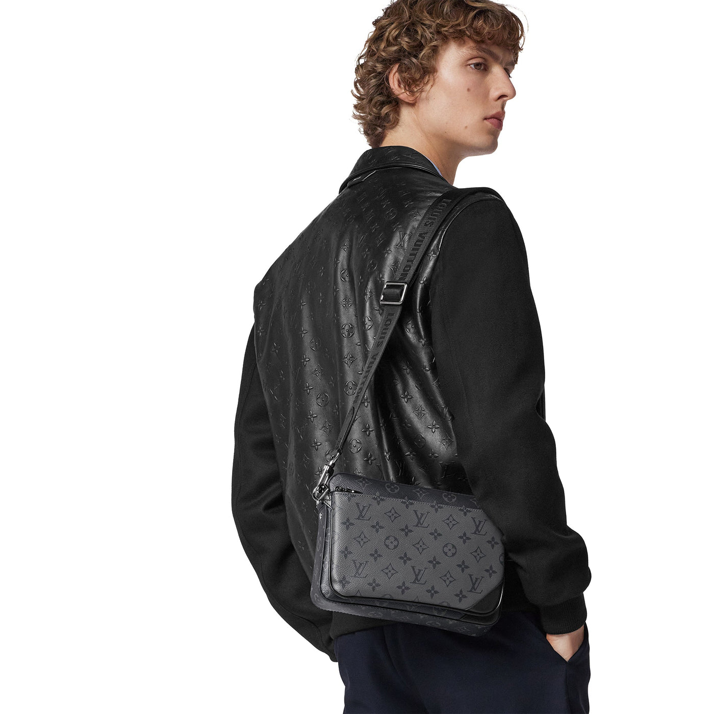 Sac à bandoulière Louis Vuitton Monogram Trio Messenger Noir Gris — vue 5