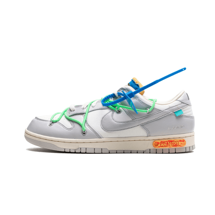 Baskets Off-White Nike Dunk Low "The 50" Lot 26