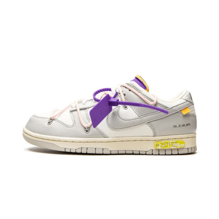 Baskets Off-White Nike Dunk Low "The 50" Lot 24