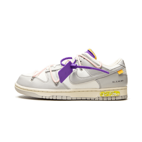 Baskets Off-White Nike Dunk Low "The 50" Lot 24