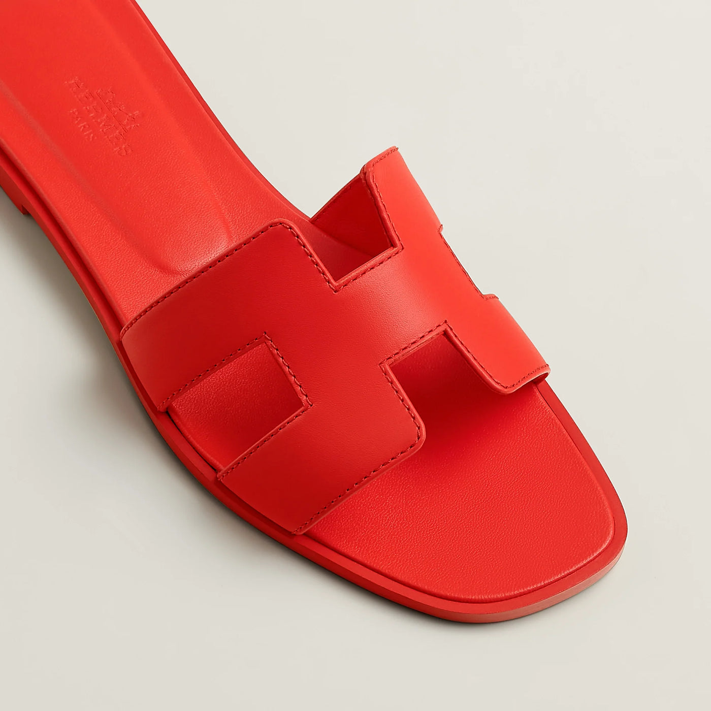 Sandales Hermès Oran Rouge Grenadine — vue 3