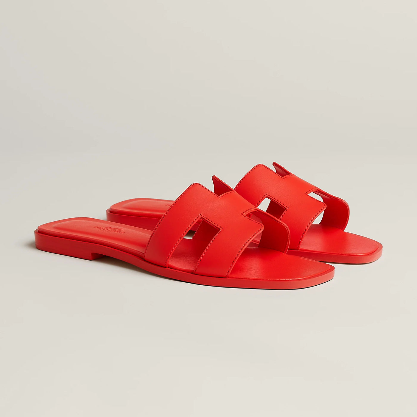 Sandales Hermès Oran Rouge Grenadine — vue 2