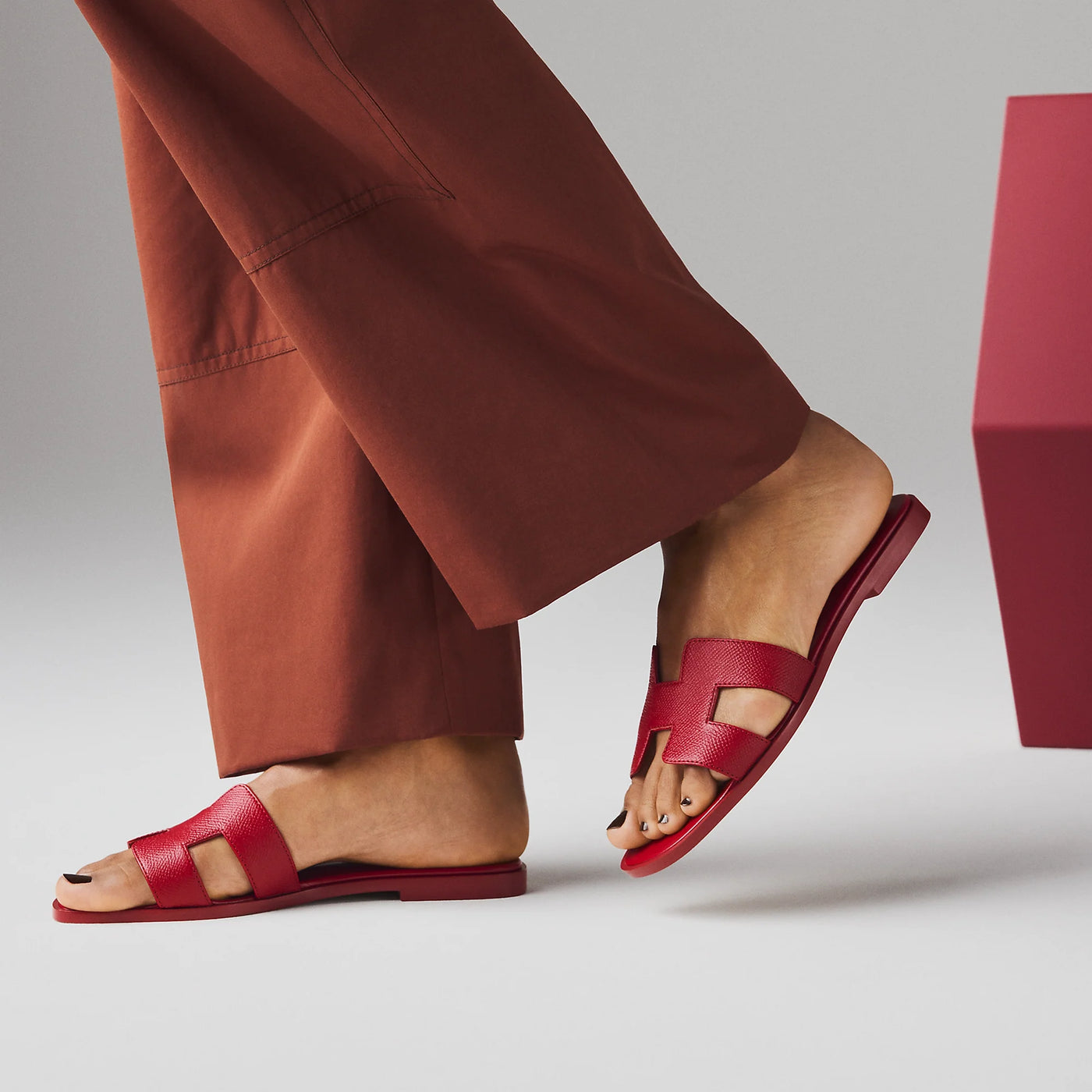 Sandales Hermès Oran Rose Framboise — vue 5